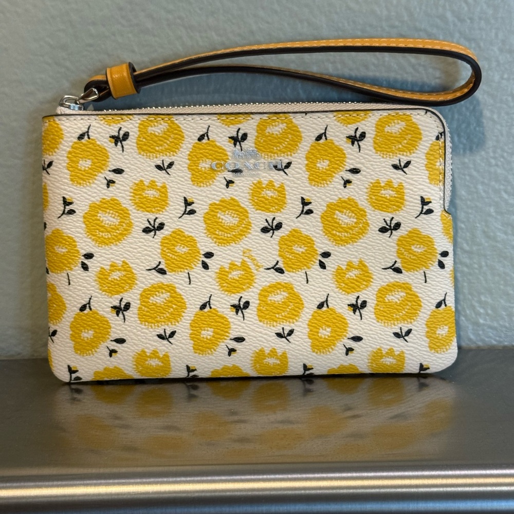 Coach Yellow Floral Zip Wristlet- Buttercup-Brand new with tags NWT